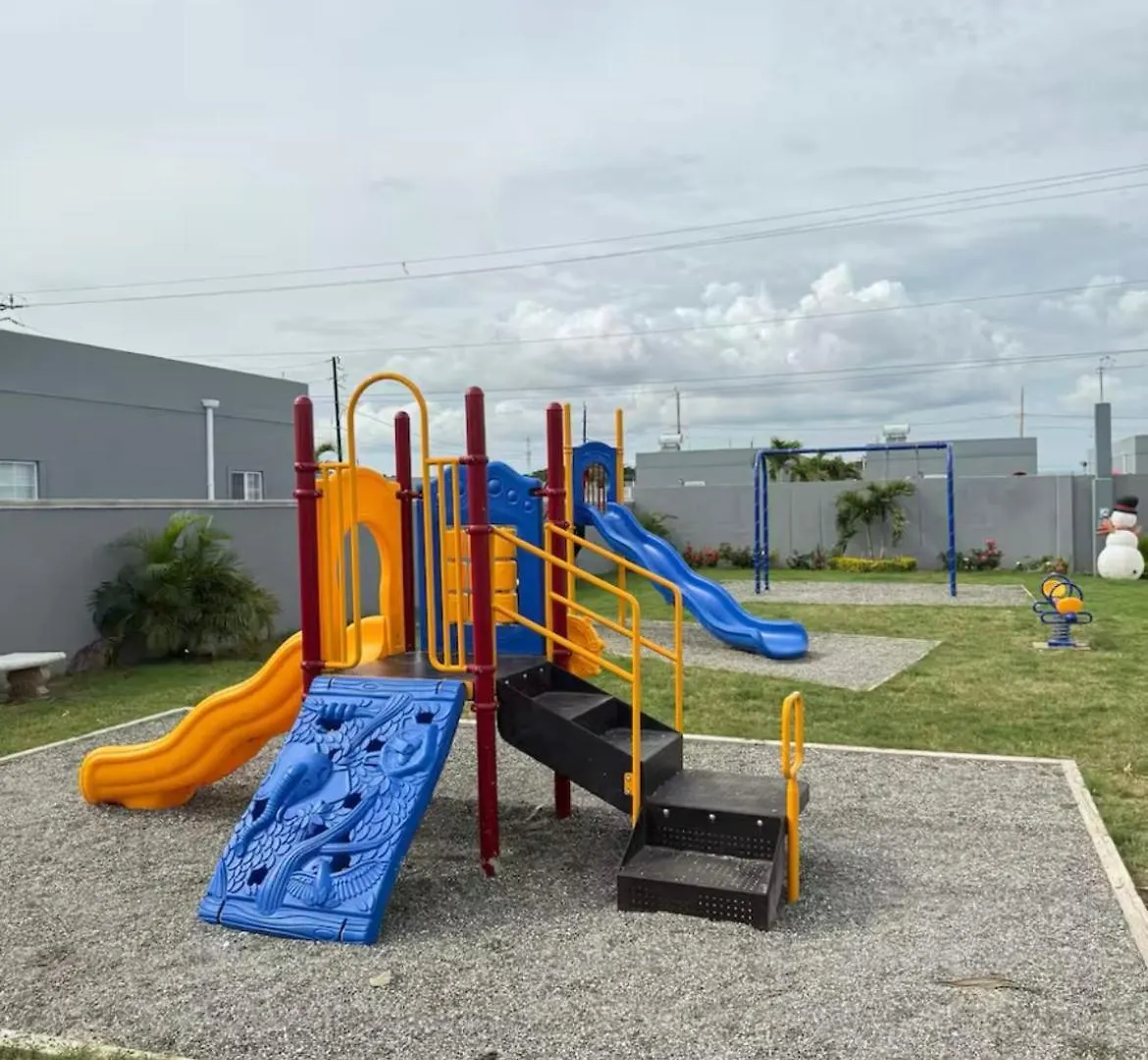 Holiday home Oasistranquil Retreats Home Portmore